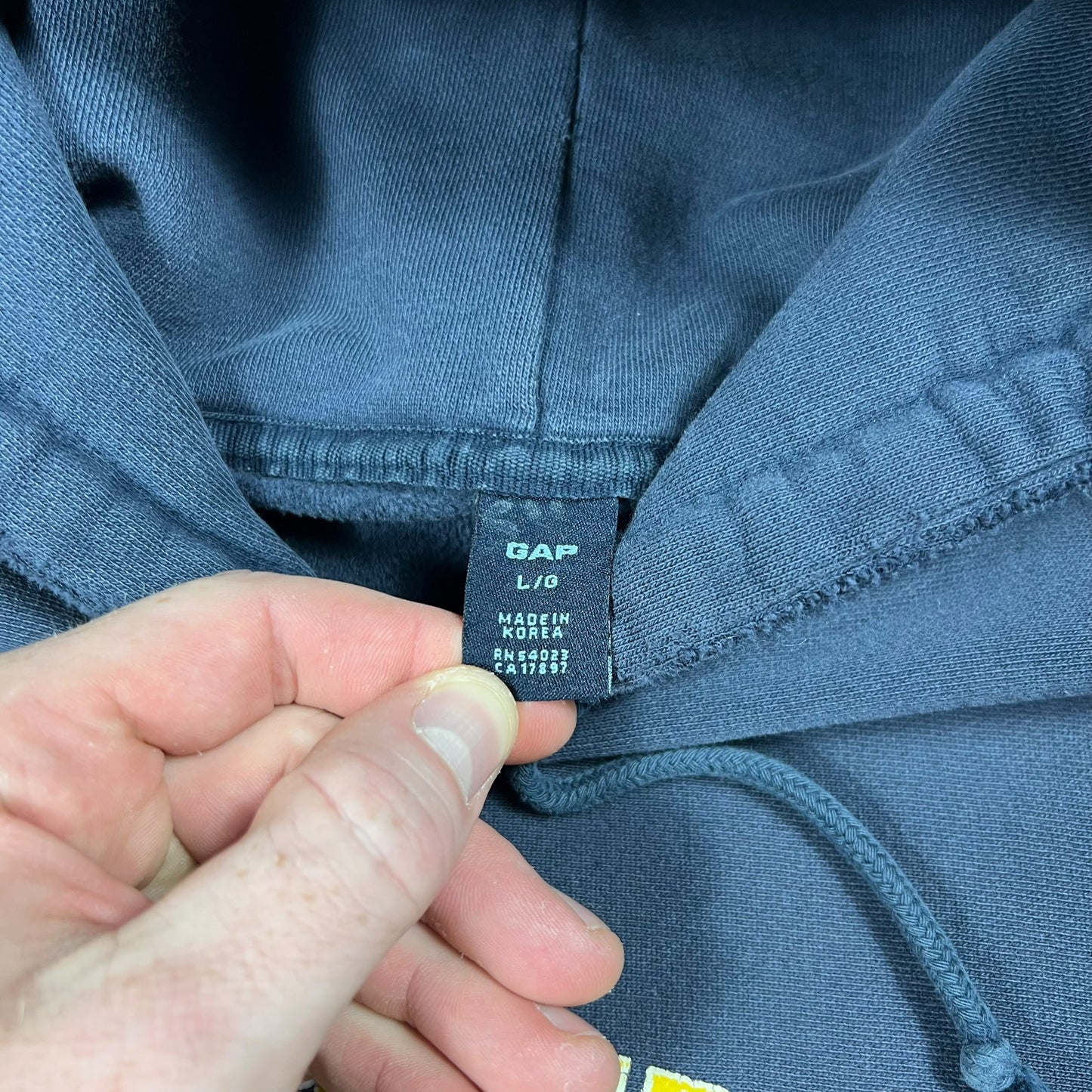 Vintage 90s GAP Athletic 1969 faded navy weave hoodie (L)