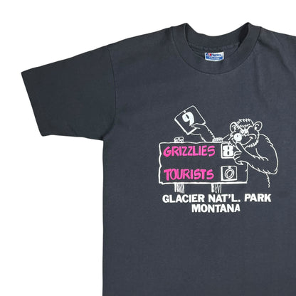Vintage 90s Glacier National Park Montana Grizzlies vs Tourist tee (M)