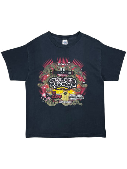 Vintage 2007 Fall Out Boy +44 Paul Wall Cobra Starship band tee (L)