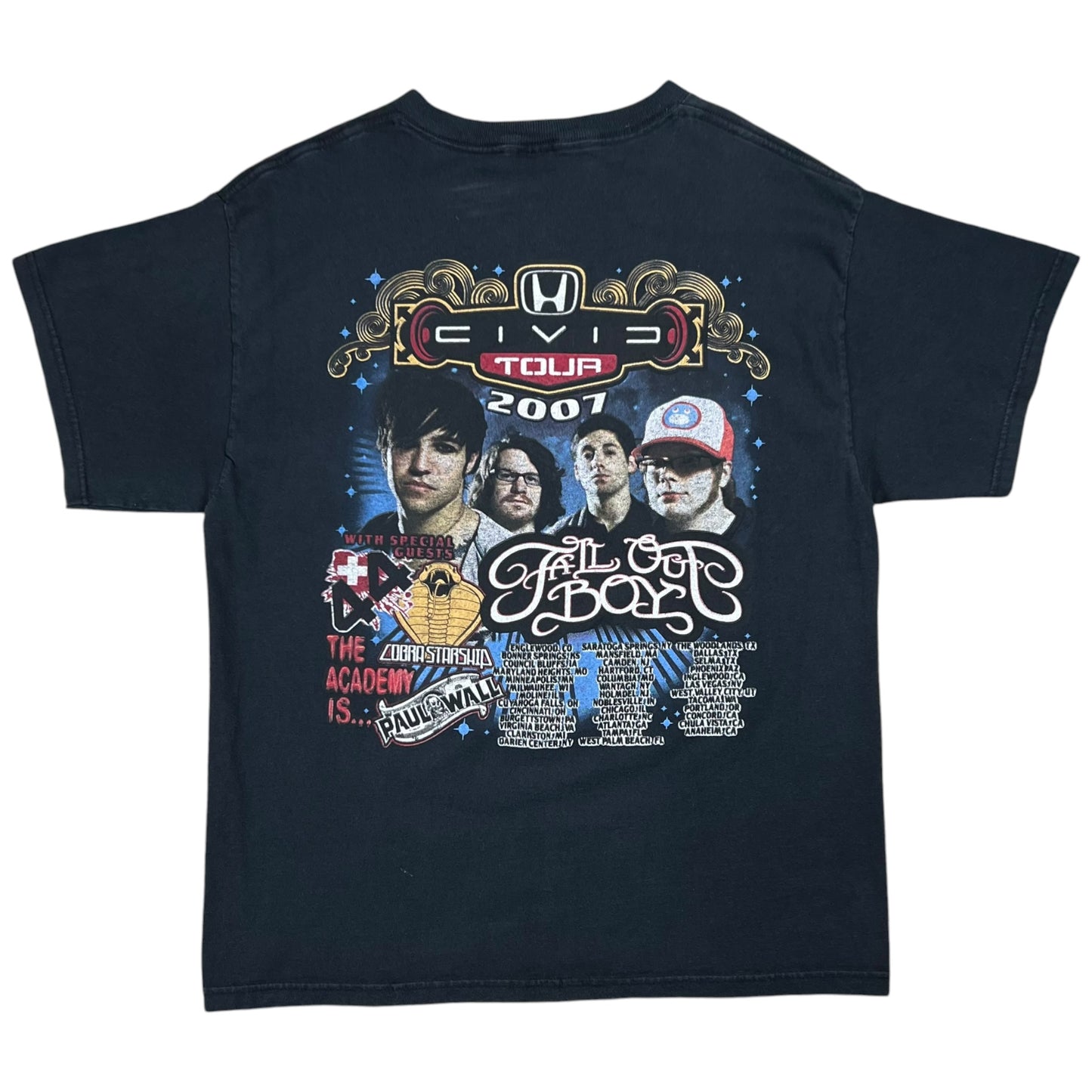 Vintage 2007 Fall Out Boy +44 Paul Wall Cobra Starship band tee (L)