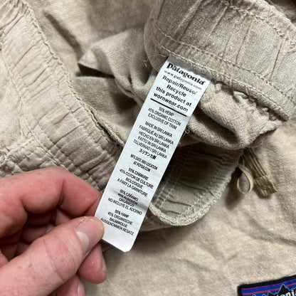 Patagonia organic cotton hemp shorts (M)