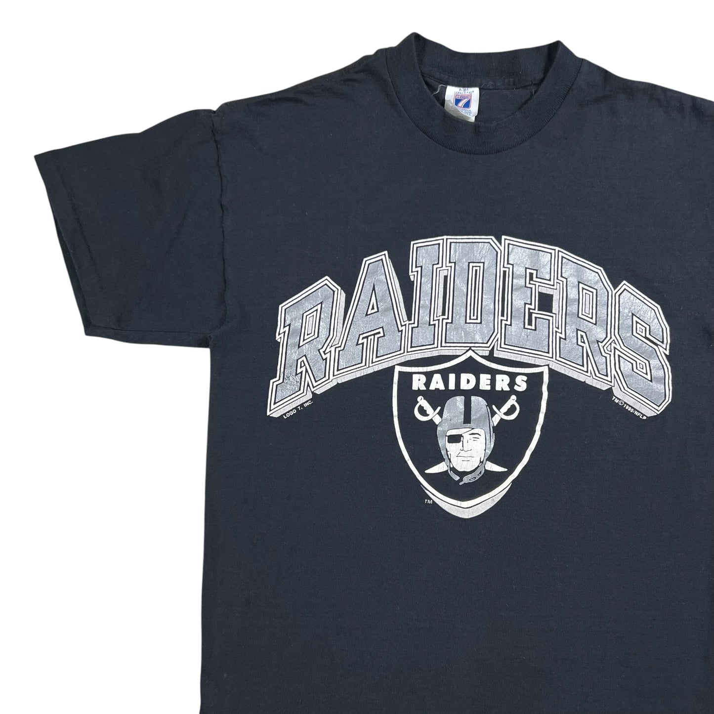 Vintage 1990 Logo 7 Oakland Raiders NFL tee (M)