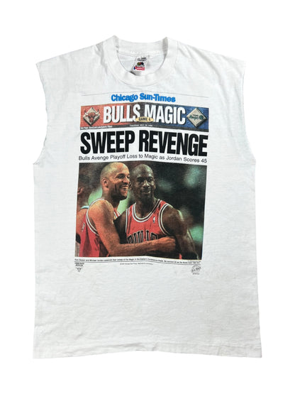 Vintage 1990 Chicago Bulls Michael Jordan newspaper cut off tank tee (M)