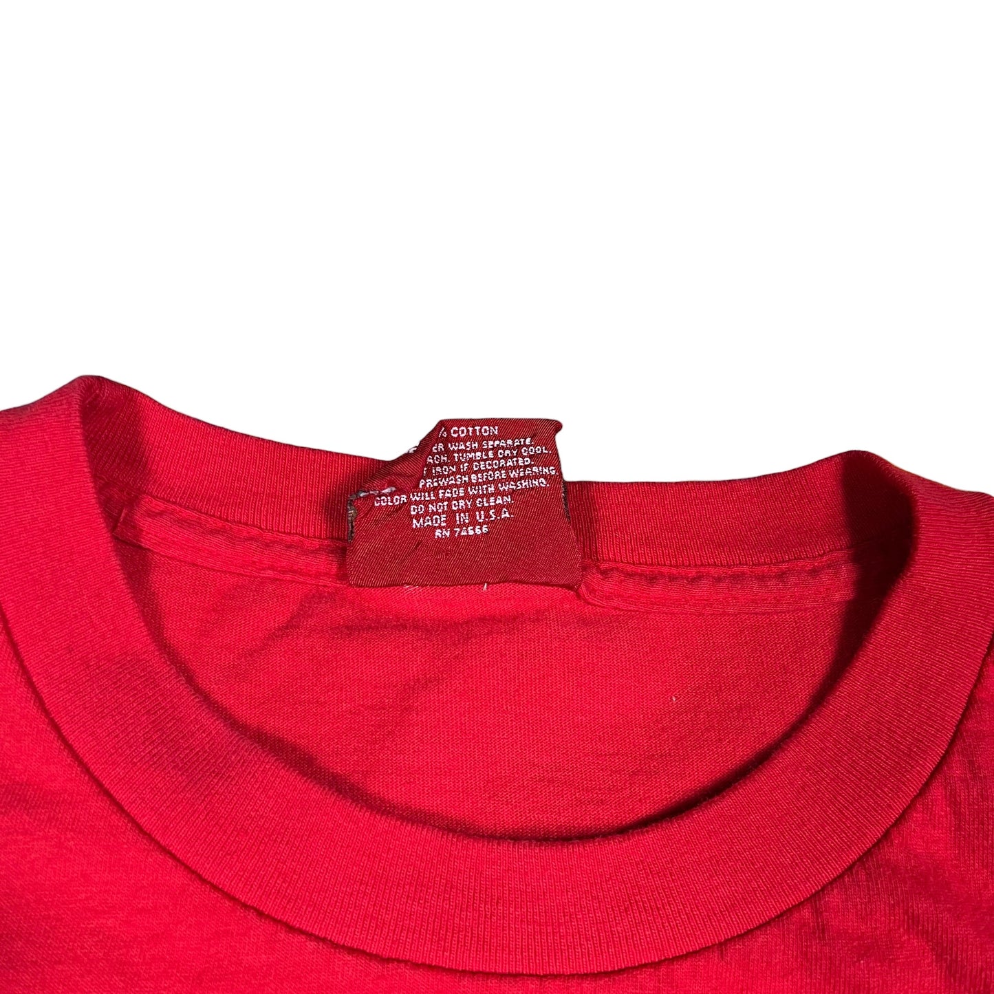 Vintage 90s Marlboro Country Store red pocket tee (XL)