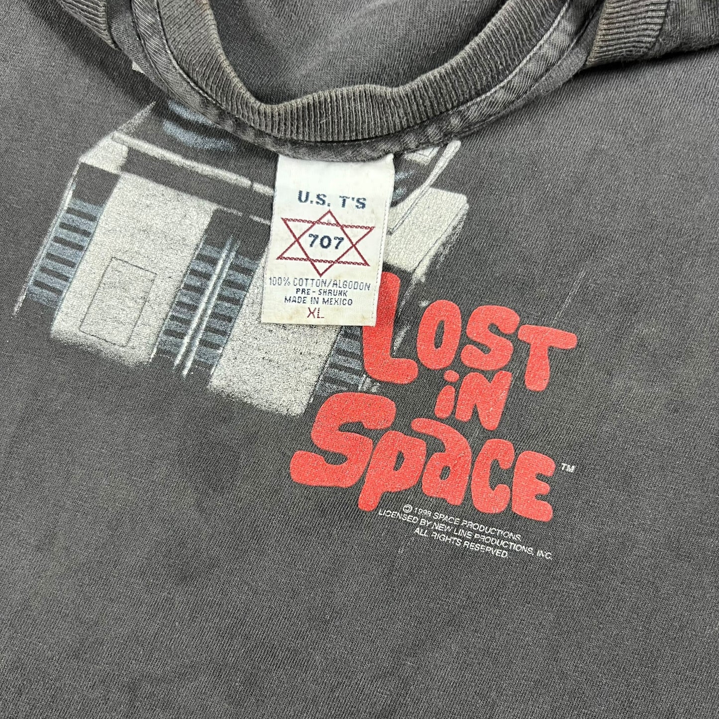 Vintage 1998 Lost in Space faded movie tee (XL)
