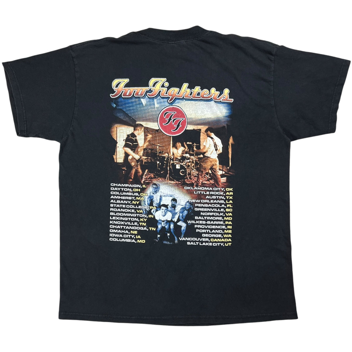 Vintage 2000 Red Hot Chili Peppers RHCP Foo Fighters tour faded band tee (L)