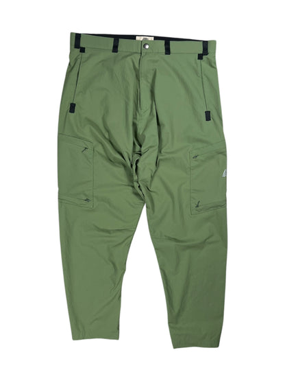 Y2K Albino & Preto Take Hands olive tech pants (36)