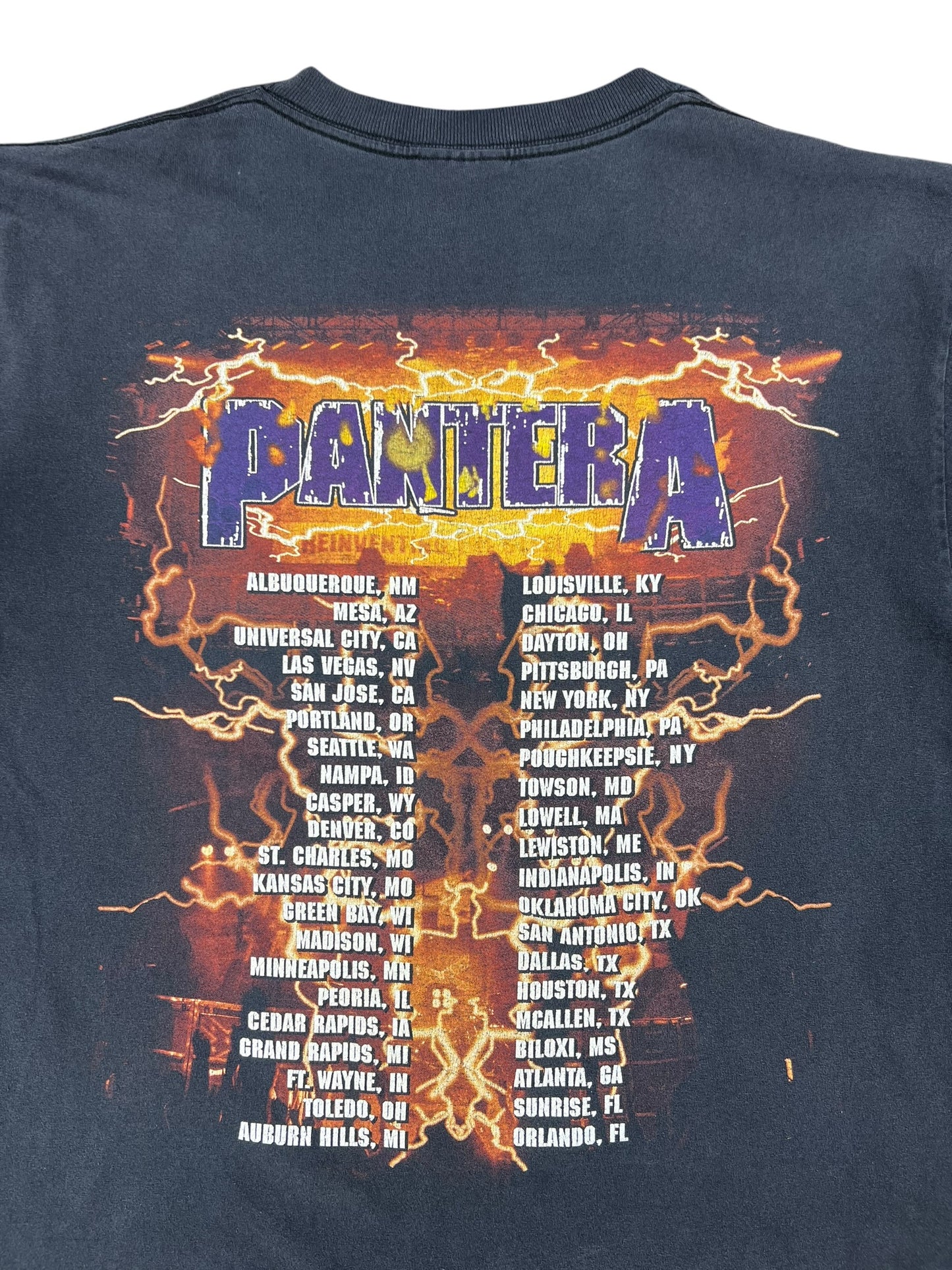 Vintage 2001 Pantera Reinventing the Steel faded lightning band tee (L)