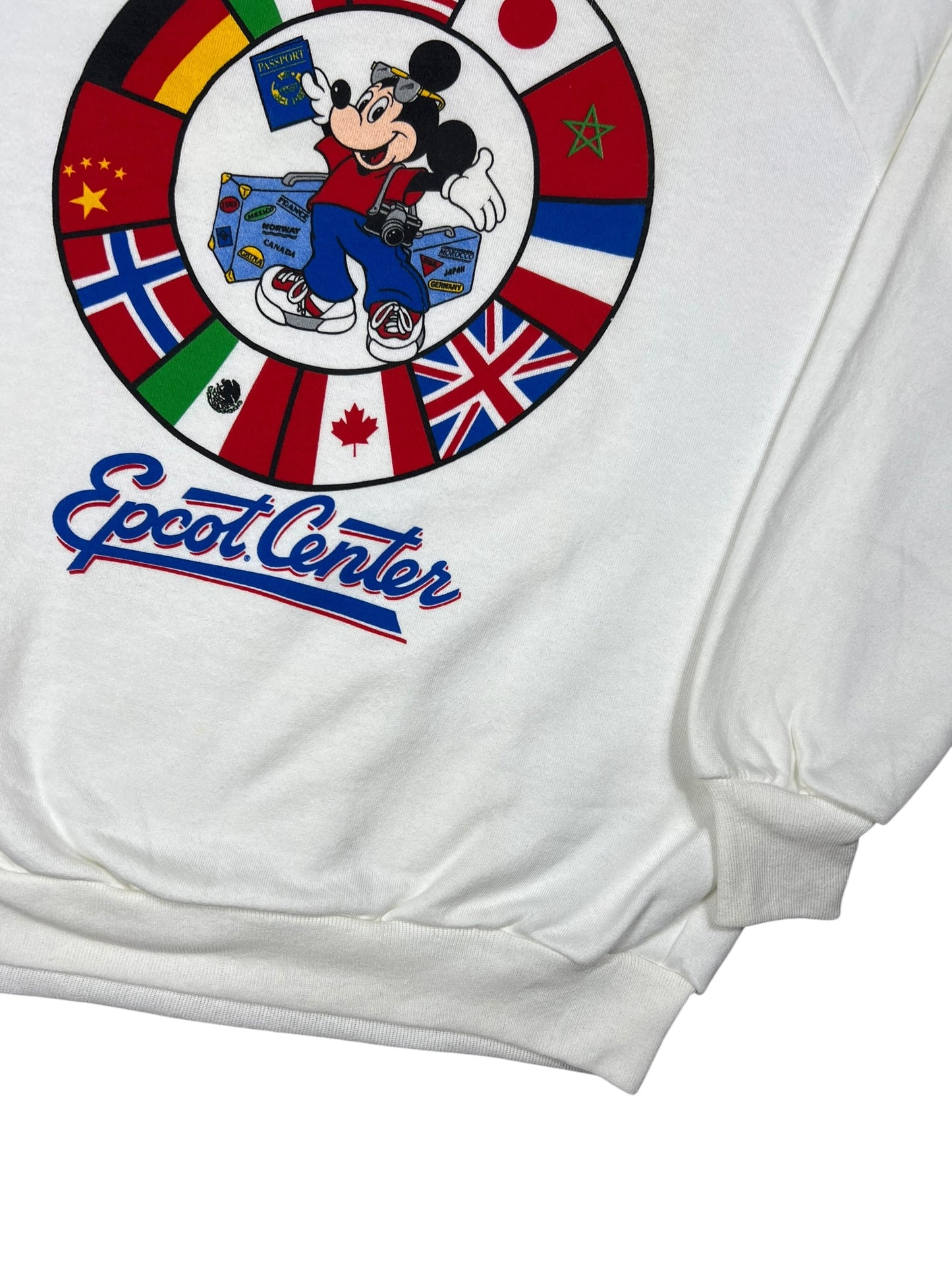 Vintage 80s Disney Epcot Center Mickey Mouse crewneck (M/L)
