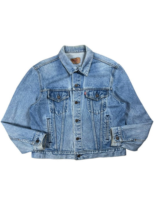 Vintage 80s Levi’s type 3 faded denim jean jacket (M/L)