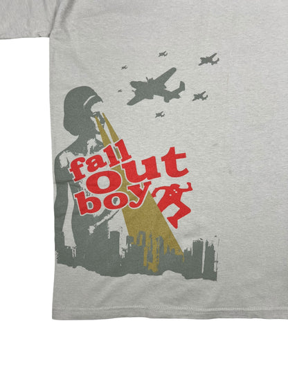 Vintage Y2K Fall Out Boy Beauty Queen pop punk band tee (L)