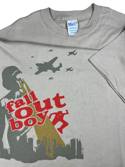 Vintage Y2K Fall Out Boy Beauty Queen pop punk band tee (L)