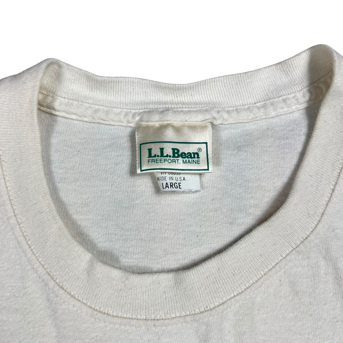 Vintage 90s L.L. Bean In Wildness Is The Preservation Of The World Henry David Thoreau art nature tee (L/XL)