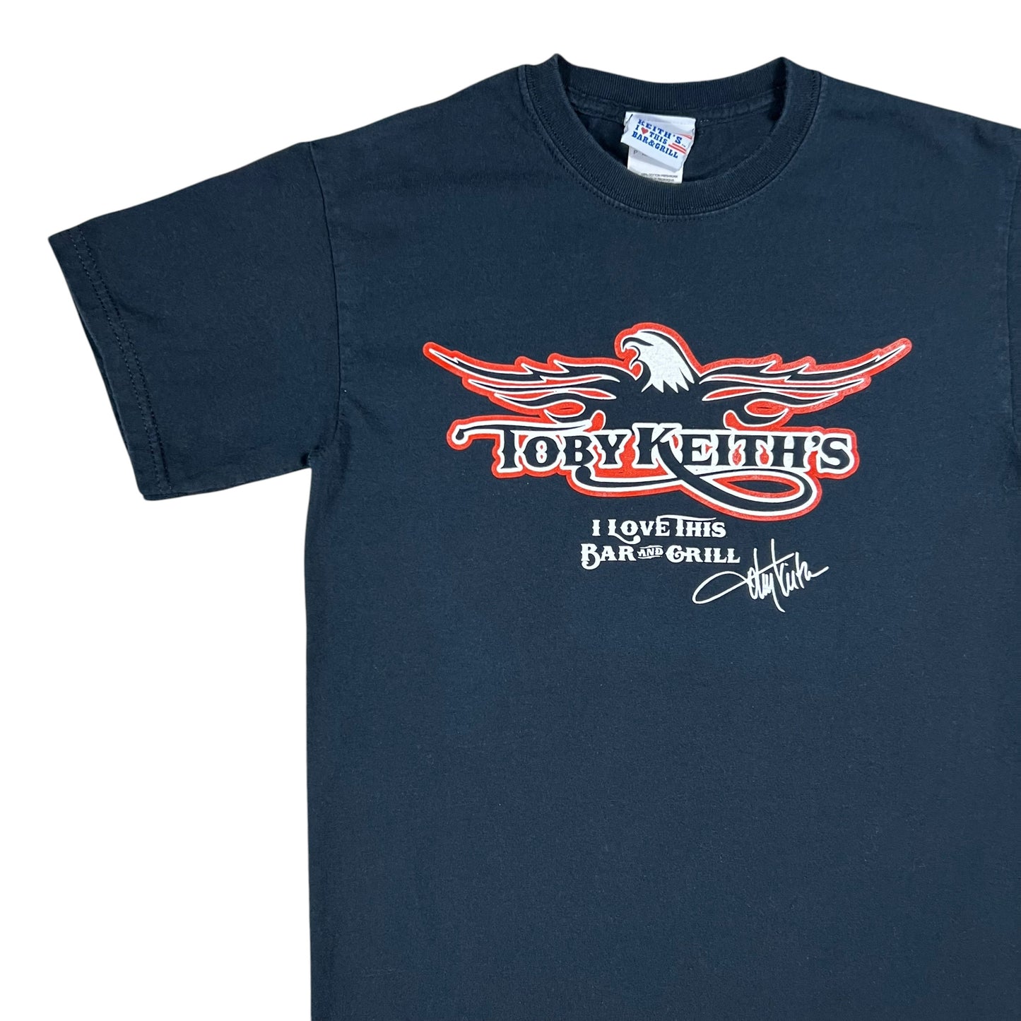 Vintage Y2K Toby Keith Bar & Grill country music tee (S)