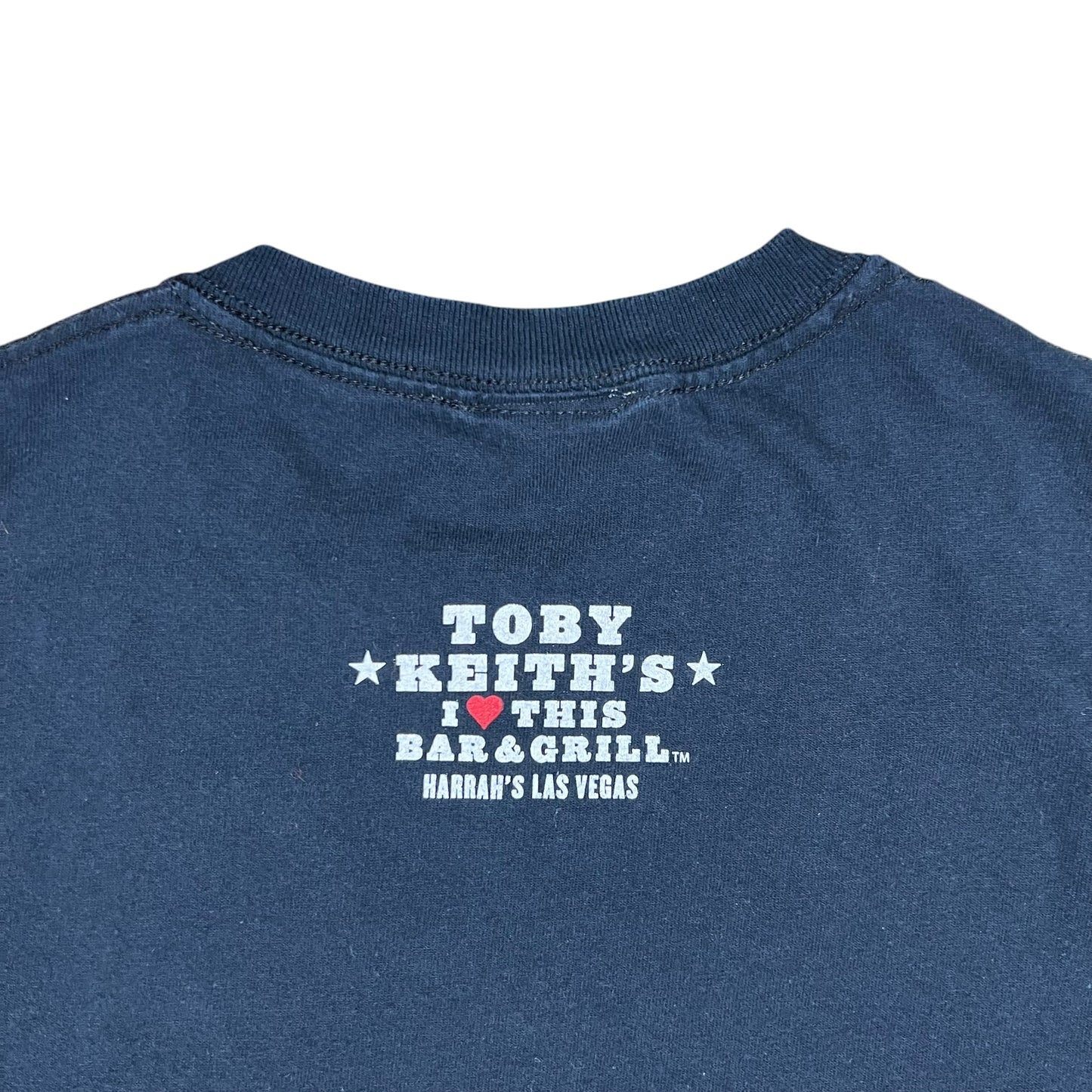 Vintage Y2K Toby Keith Bar & Grill country music tee (S)