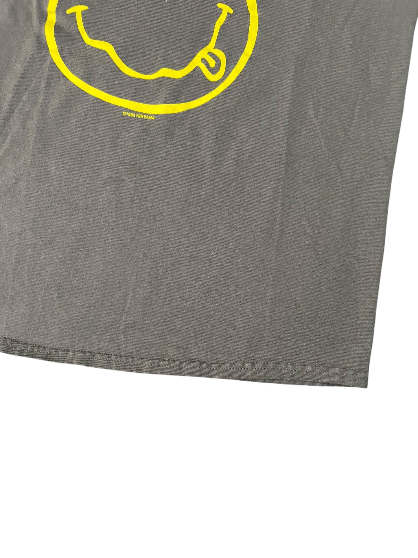 Vintage Y2K Nirvana Smiley Kurt Cobain band tee (M)