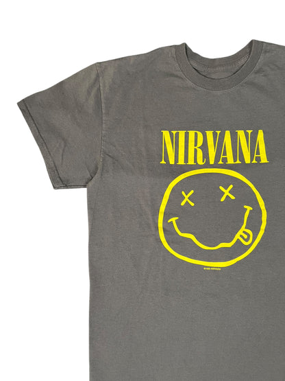 Vintage Y2K Nirvana Smiley Kurt Cobain band tee (M)