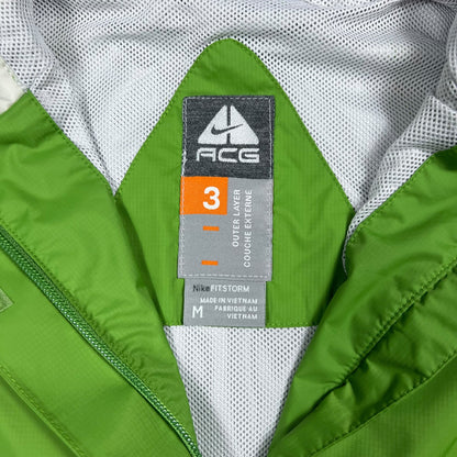 Vintage Y2K Nike ACG All Conditions Gear Fitstorm women's rain trail jacket (M)