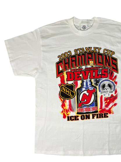 Vintage 2003 New Jersey Devils Stanley Cup Champs flames tee (XL)