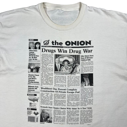Vintage 1999 The Onion Drugs Win Drug War parody newspaper tee (XL)