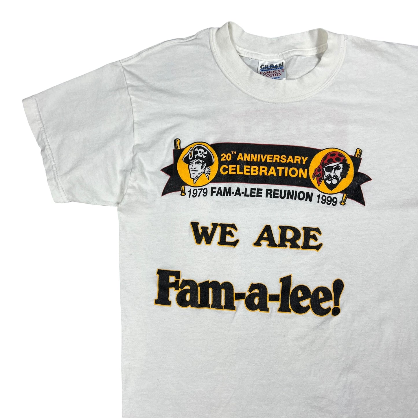 Vintage 1999 Pittsburgh Pirates We Are Fam-A-Lee tee (M)