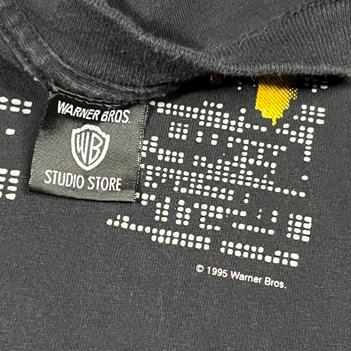 Vintage 1995 FRIENDS NYC skyline TV show promo tee (L)