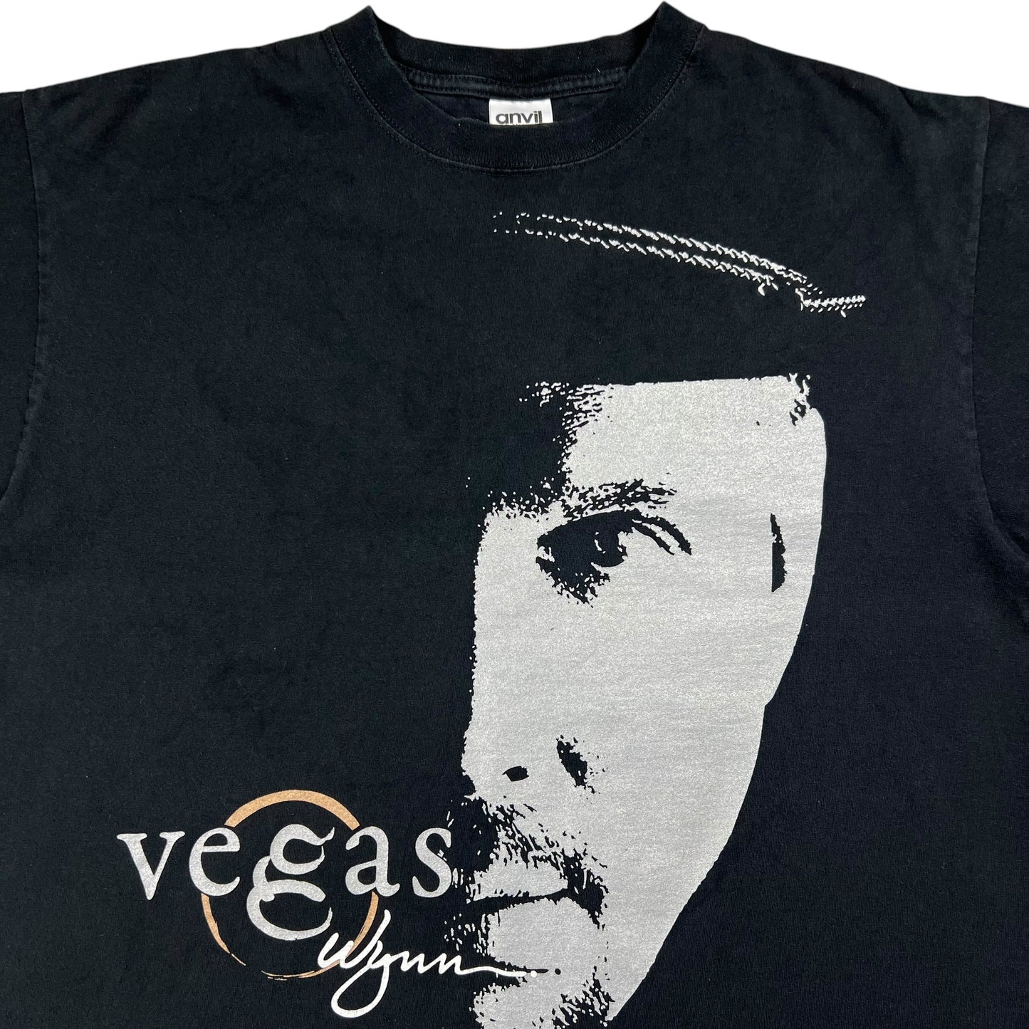 Vintage Y2K Garth Brooks Only Garth Vegas Wynn country music tee (L)