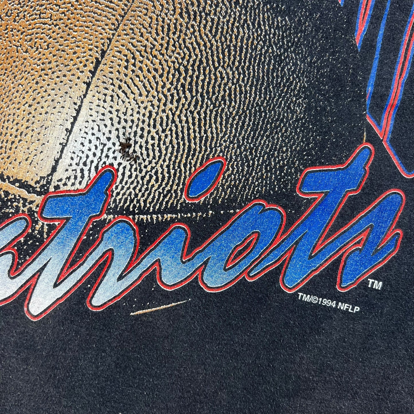 Vintage 1994 New England Patriots faded football NFL tee (XL)