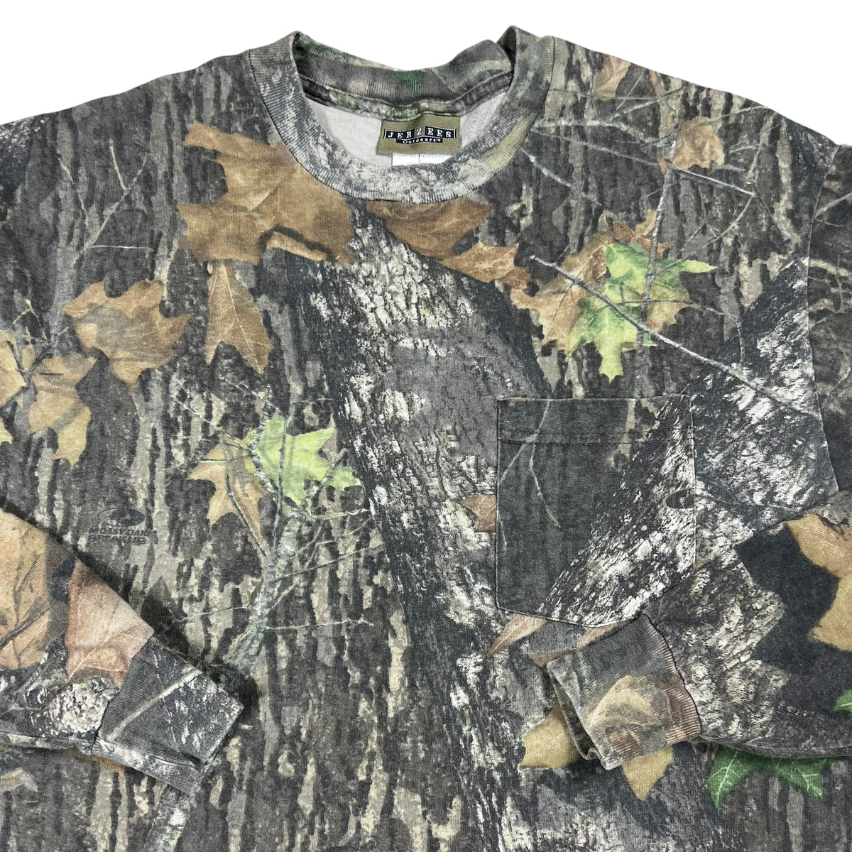 Vintage Y2K Jerzees Outdoors Mossy Oak camo long sleeve pocket tee (L)