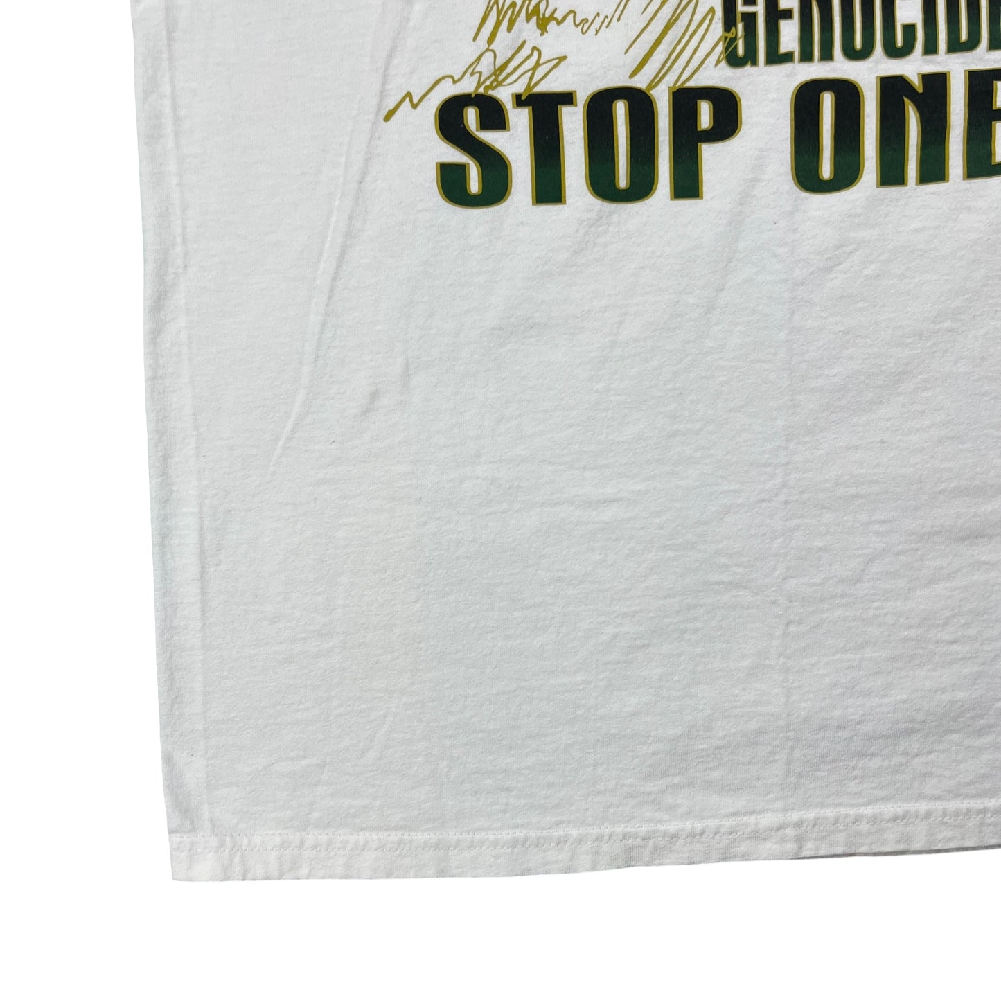 Vintage 2006 Instead Of Mourning A Genocide Stop One Save Darfur tee (M)