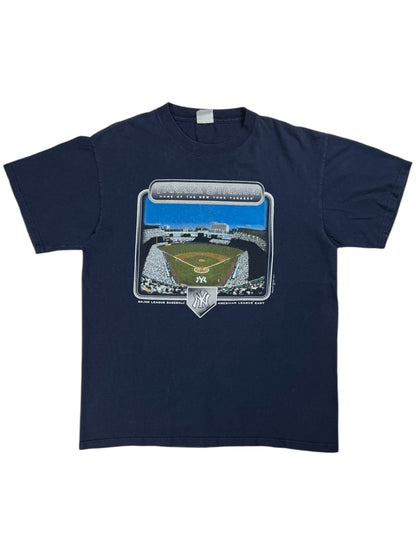 Vintage 2002 New York Yankees Stadium tee (L)