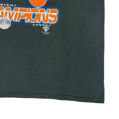 Vintage 1999 New York Knicks NBA Finals tee (XL)