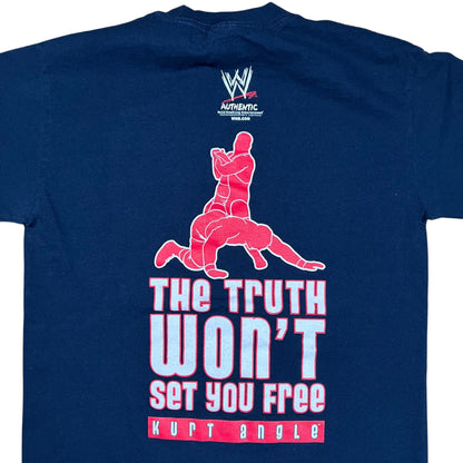 Vintage 2002 WWE Kurt Angle Submit wrestling tee (M)