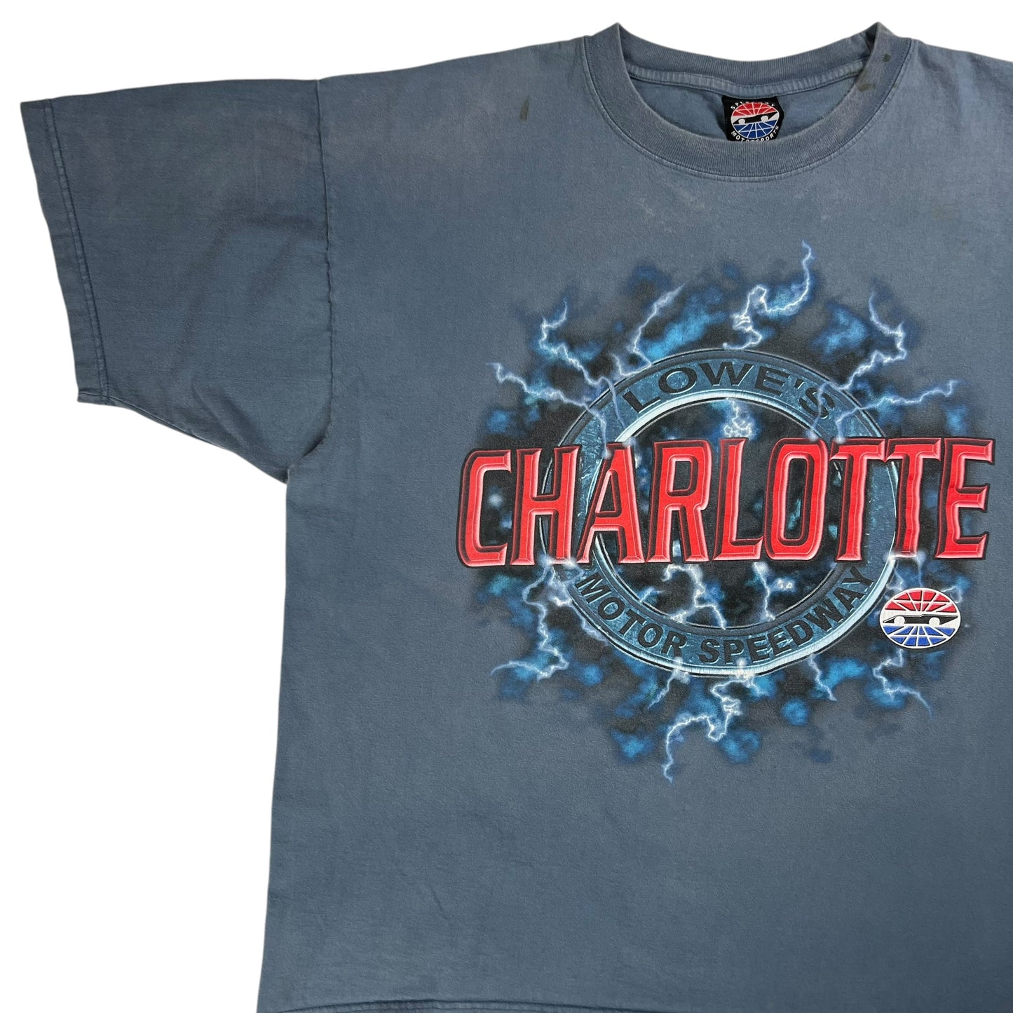 Vintage 2002 Charlotte Lowe’s Motor Speedway lightning racing tee (XXL)