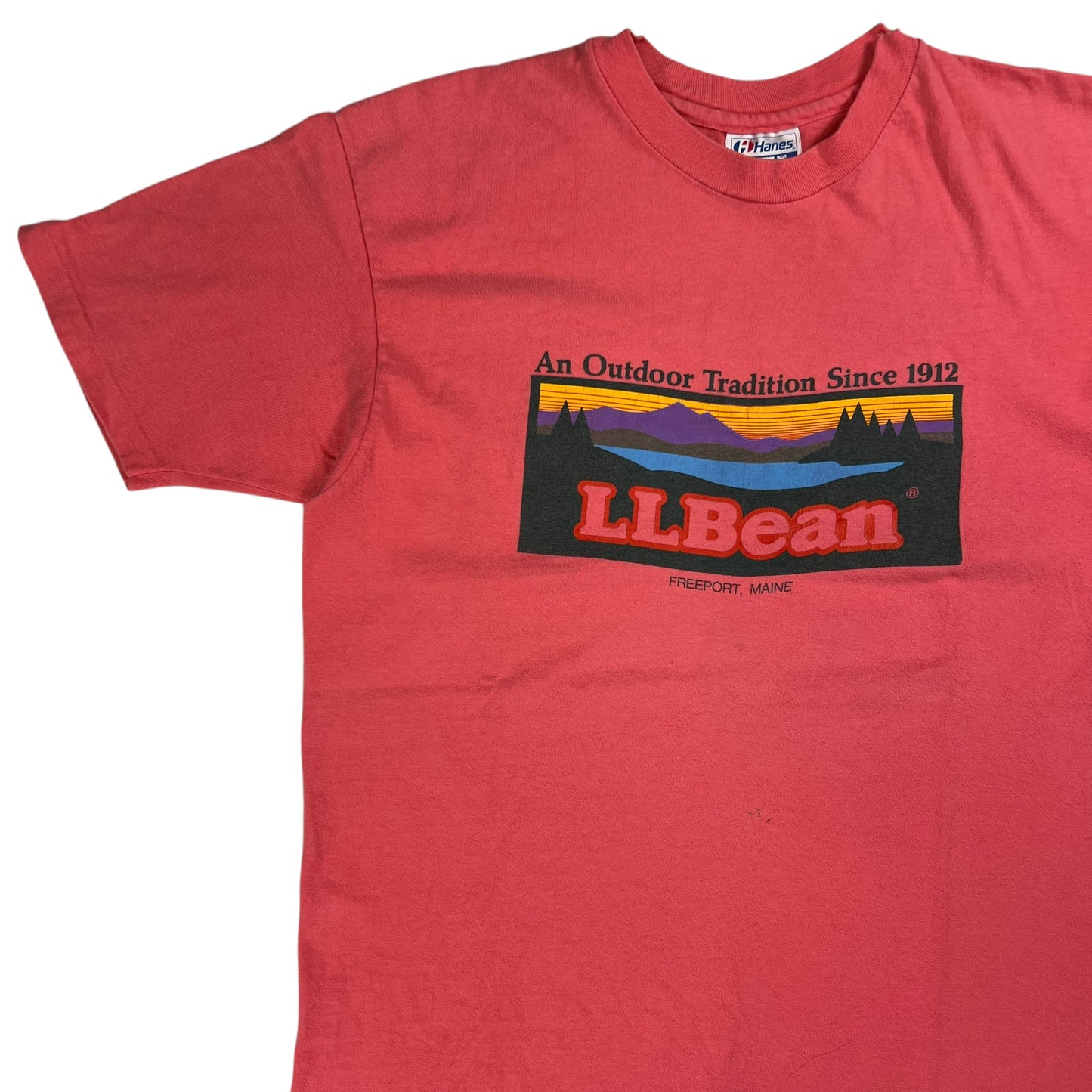 Vintage 80s L.L. Bean salmon pink logo tee (M)