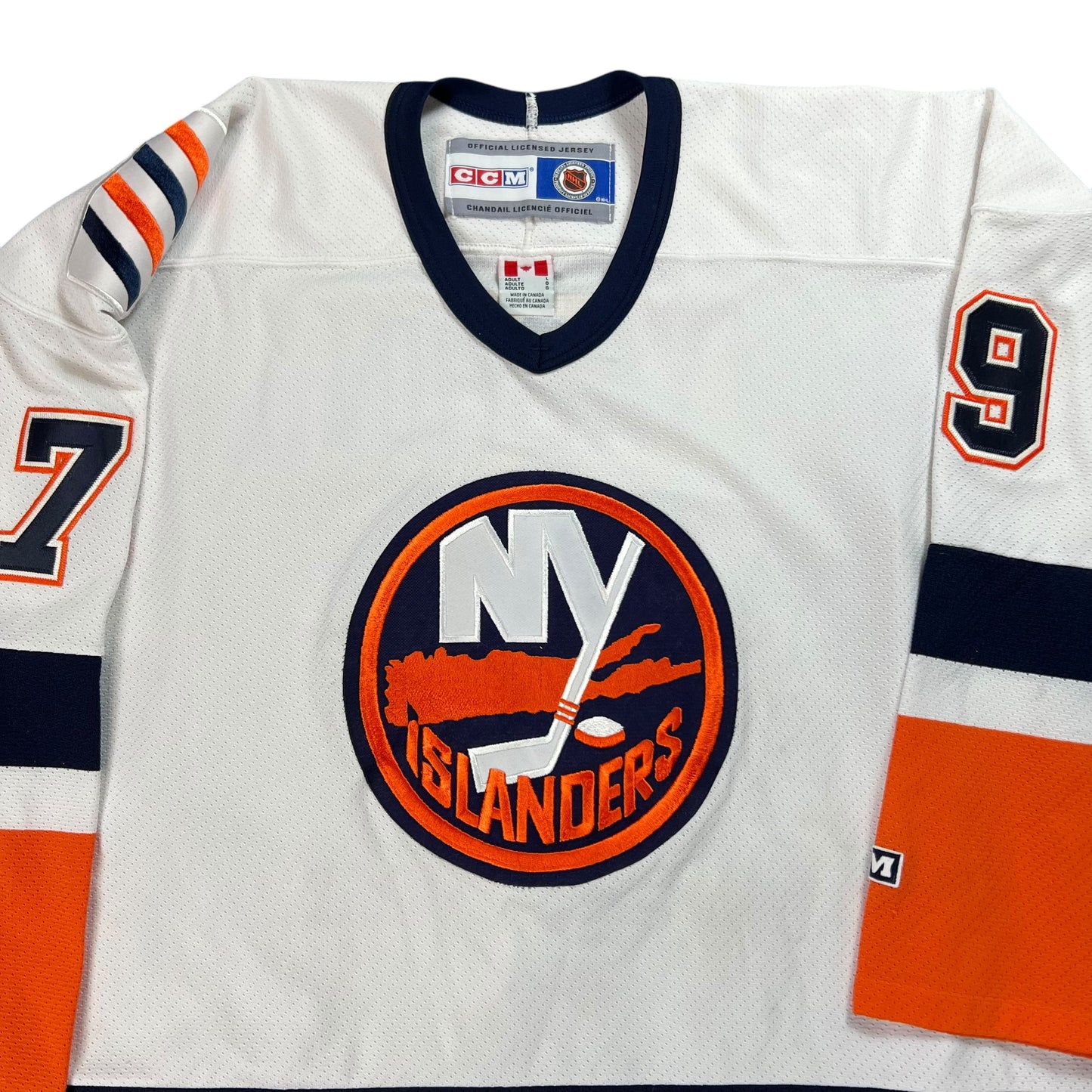 Vintage Y2K CCM New York Islanders Alexei Yashin NHL jersey (L)