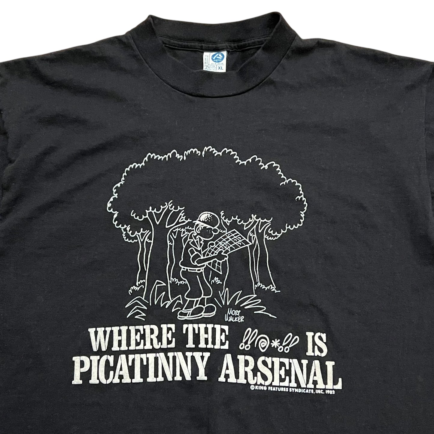 Vintage 1982 WHERE THE !!@*!! IS PICATINNY ARSENAL NJ military tee (M)