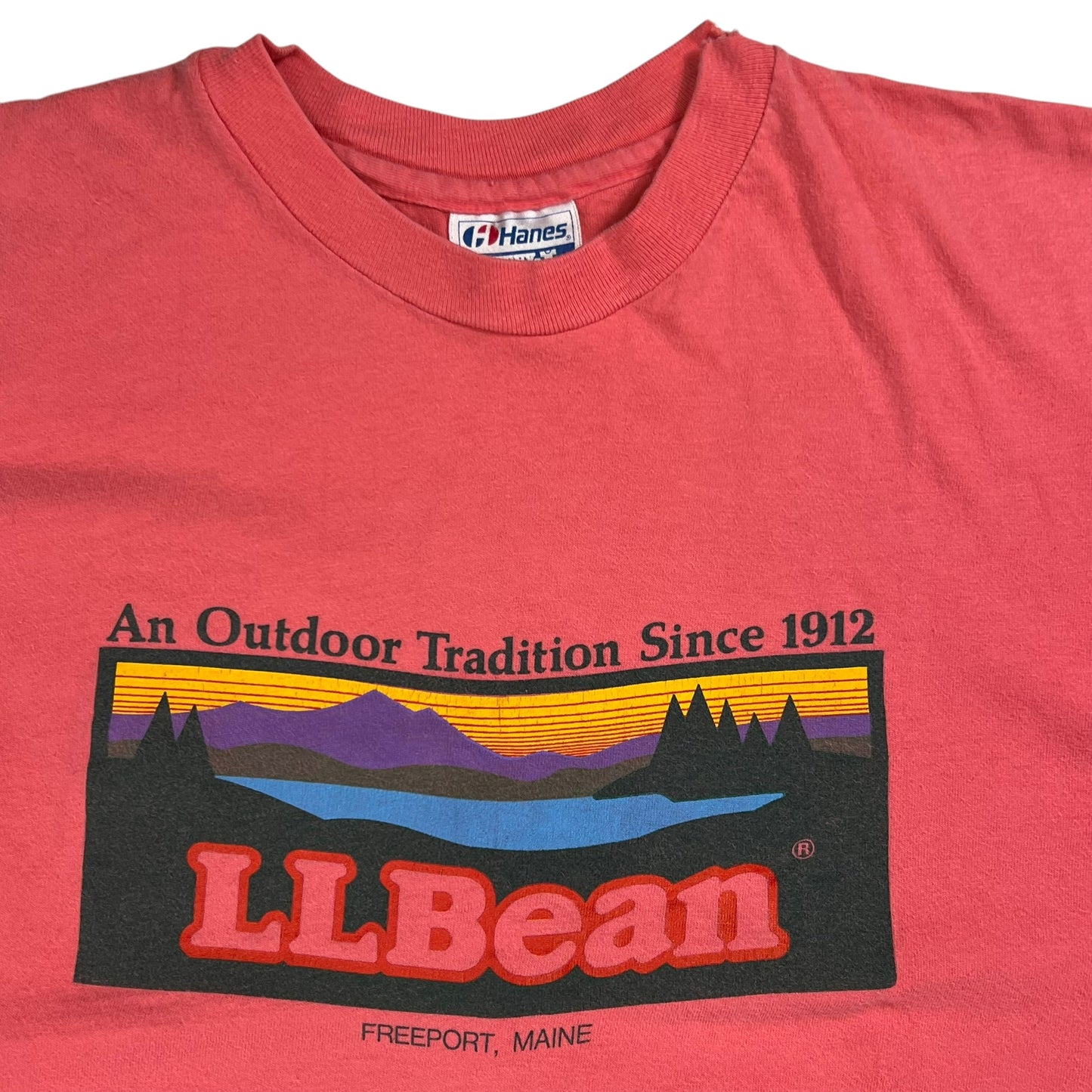 Vintage 80s L.L. Bean salmon pink logo tee (M)