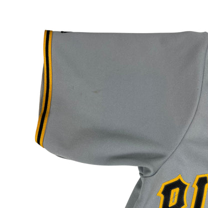 Vintage Y2K Majestic Pittsburgh Pirates grey MLB jersey (M)