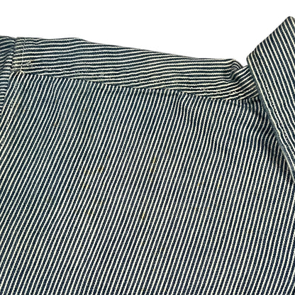 Vintage Y2K The Gap Warehouse navy white striped button up shirt (L)