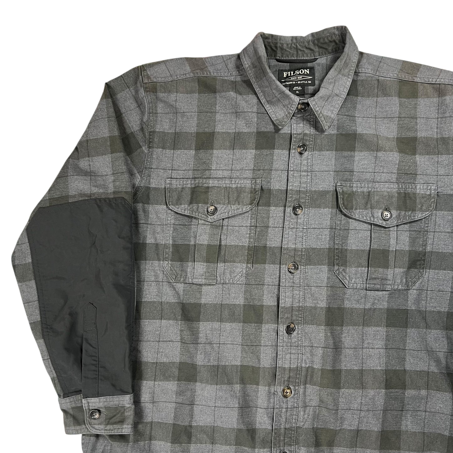 C.C. Filson Co Weather Work Jac-shirt heather gray black button up shirt (XL)