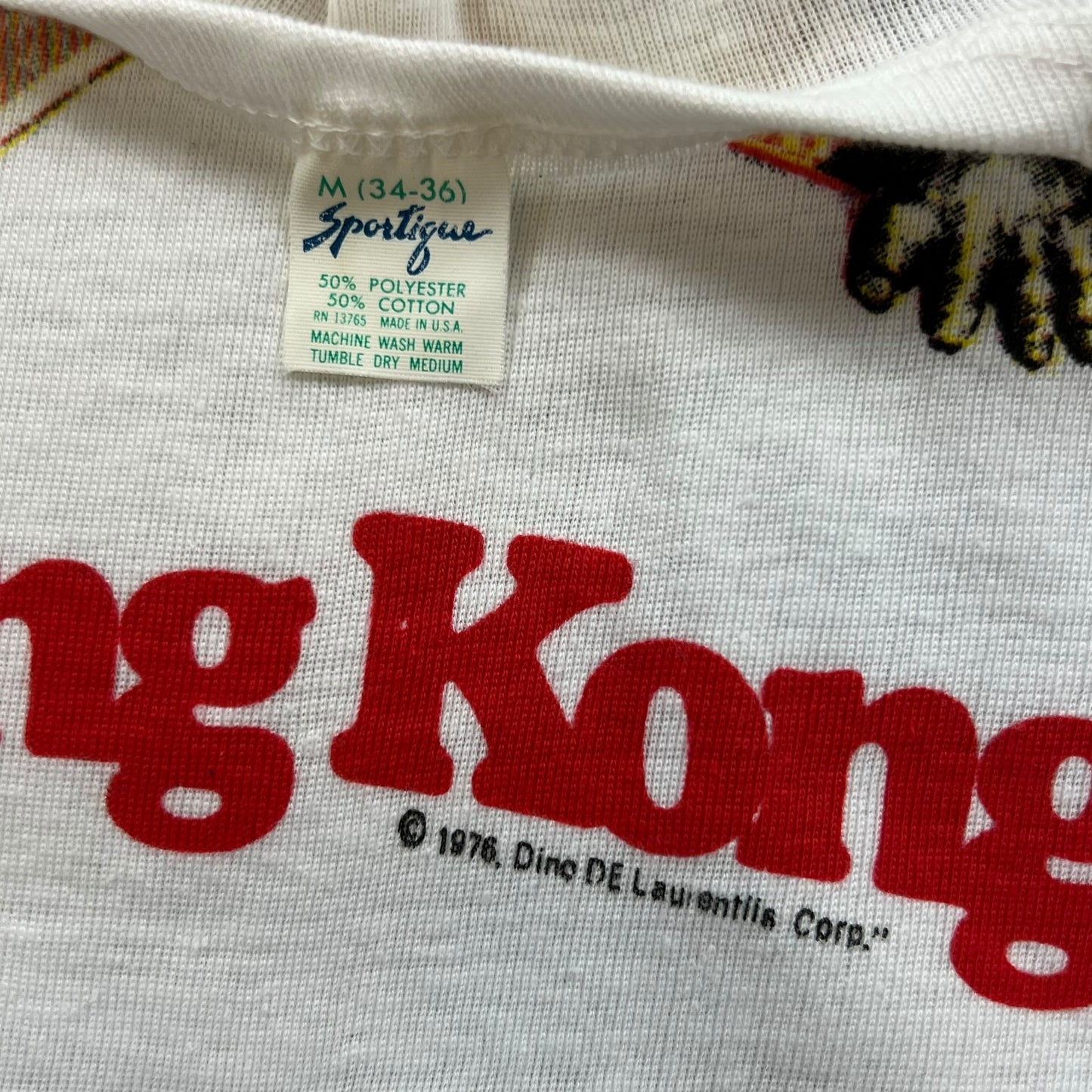 Vintage 1976 King Kong movie promo tee (M)