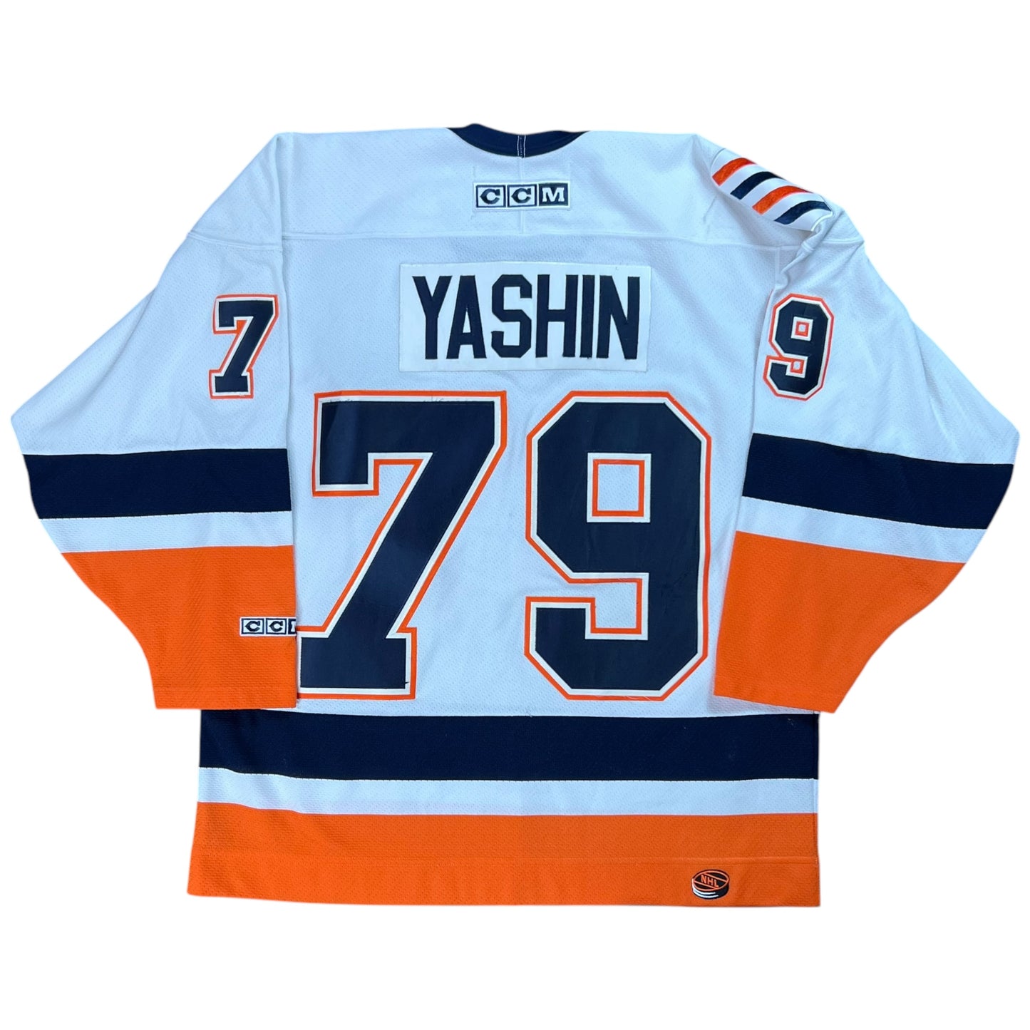 Vintage Y2K CCM New York Islanders Alexei Yashin NHL jersey (L)