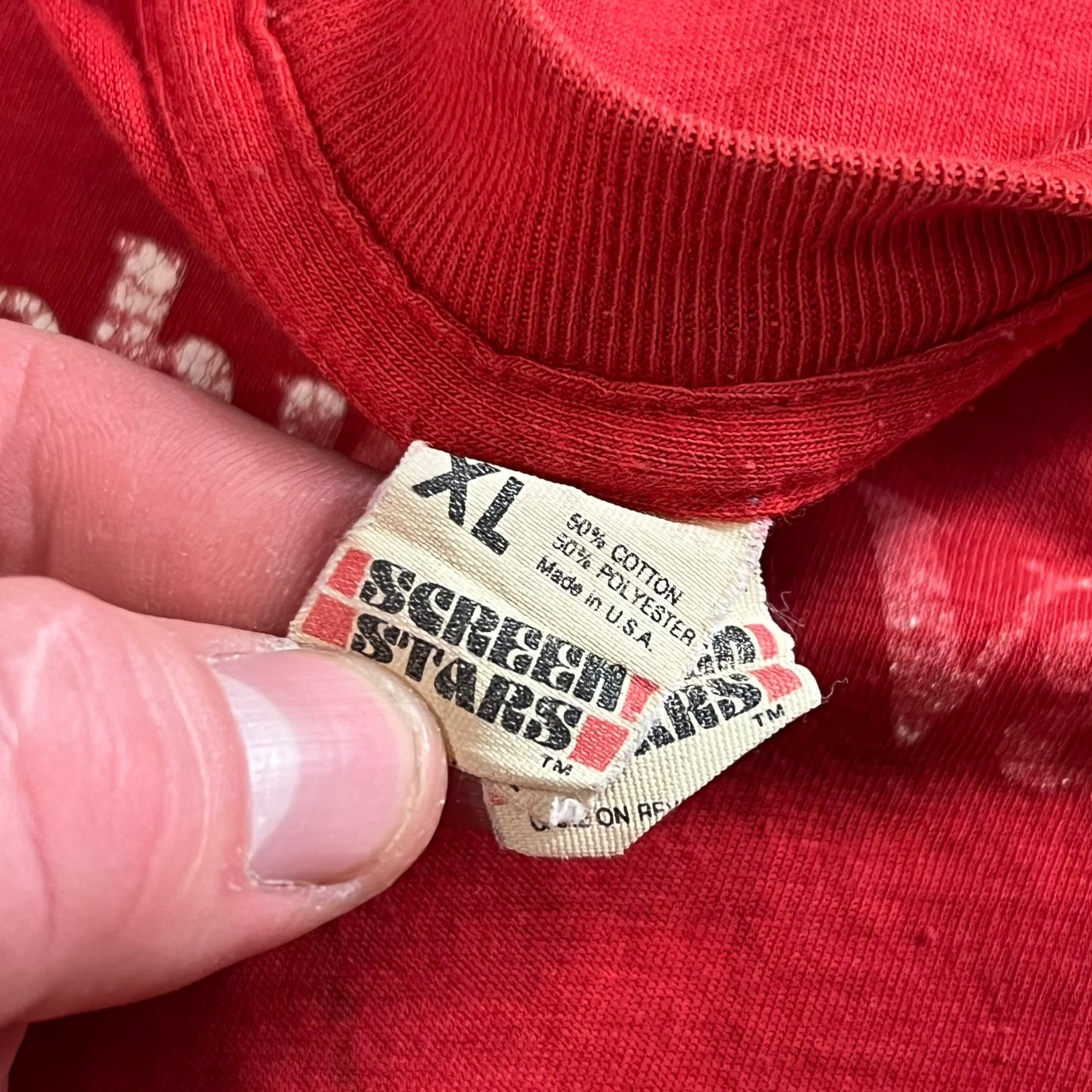 Vintage 80s Coke is it! Coca Cola faded tee (L)