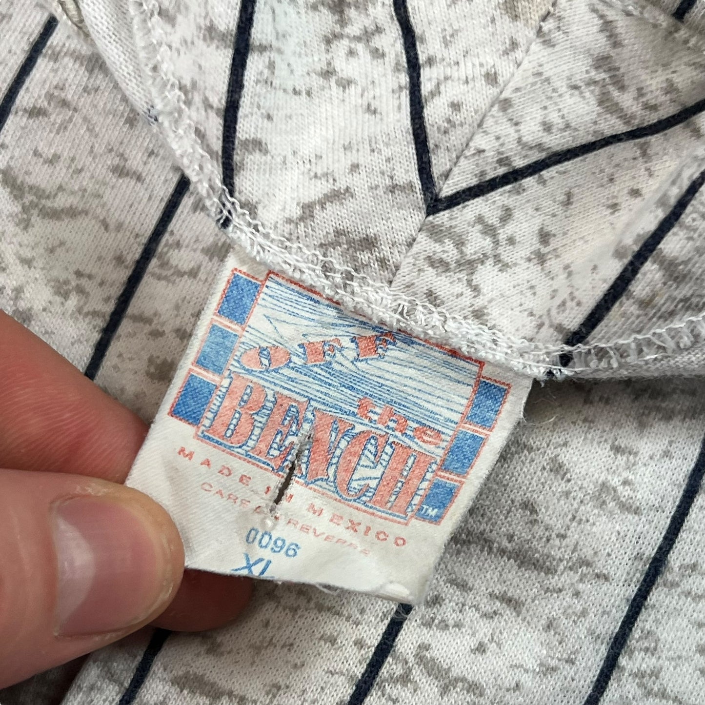 Vintage 90s New York Yankees pin stripe jersey (XL)