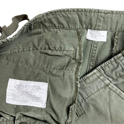 Vintage 1969 OG-107 Class 1 Vietnam era cargo military pants (35x30)