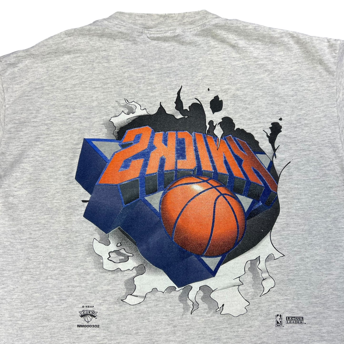 Vintage 90s New York Knicks break through NBA tee (L)