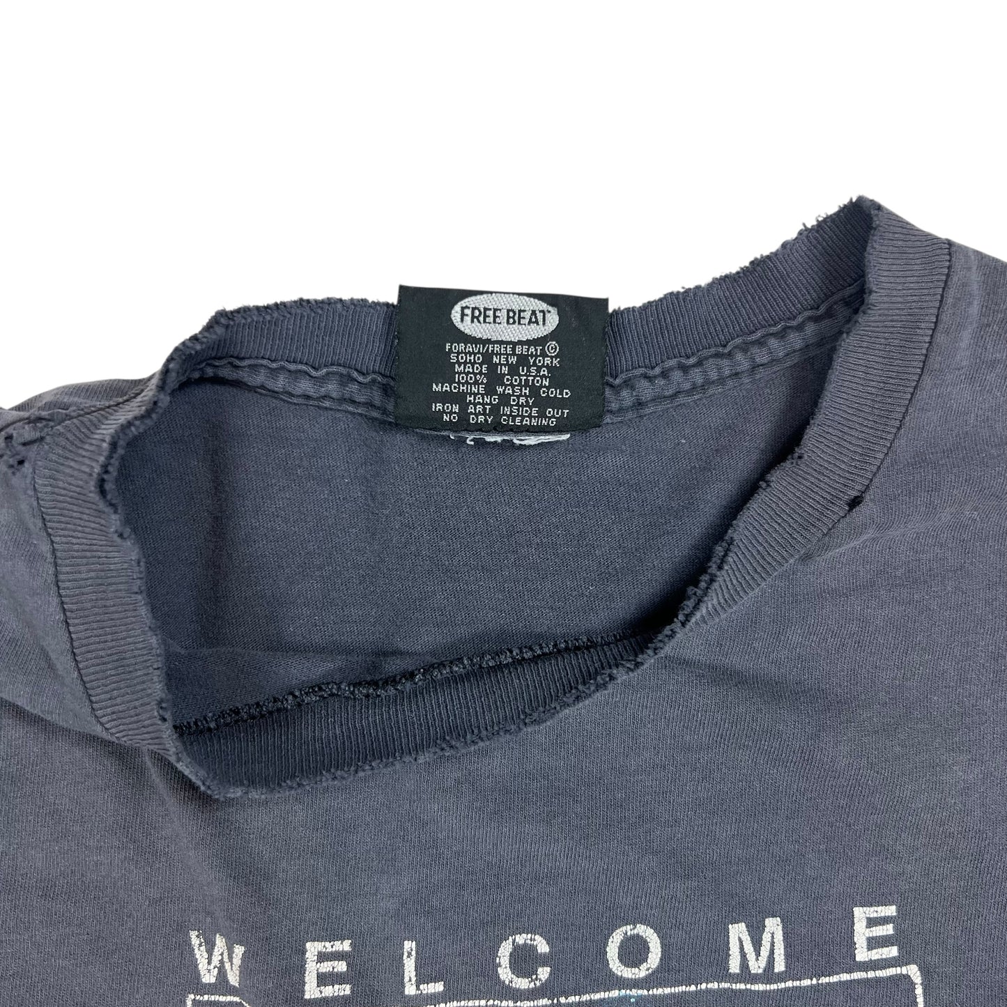 Vintage 90s Welcome to New York Bodybag faded & worn tee (XL)