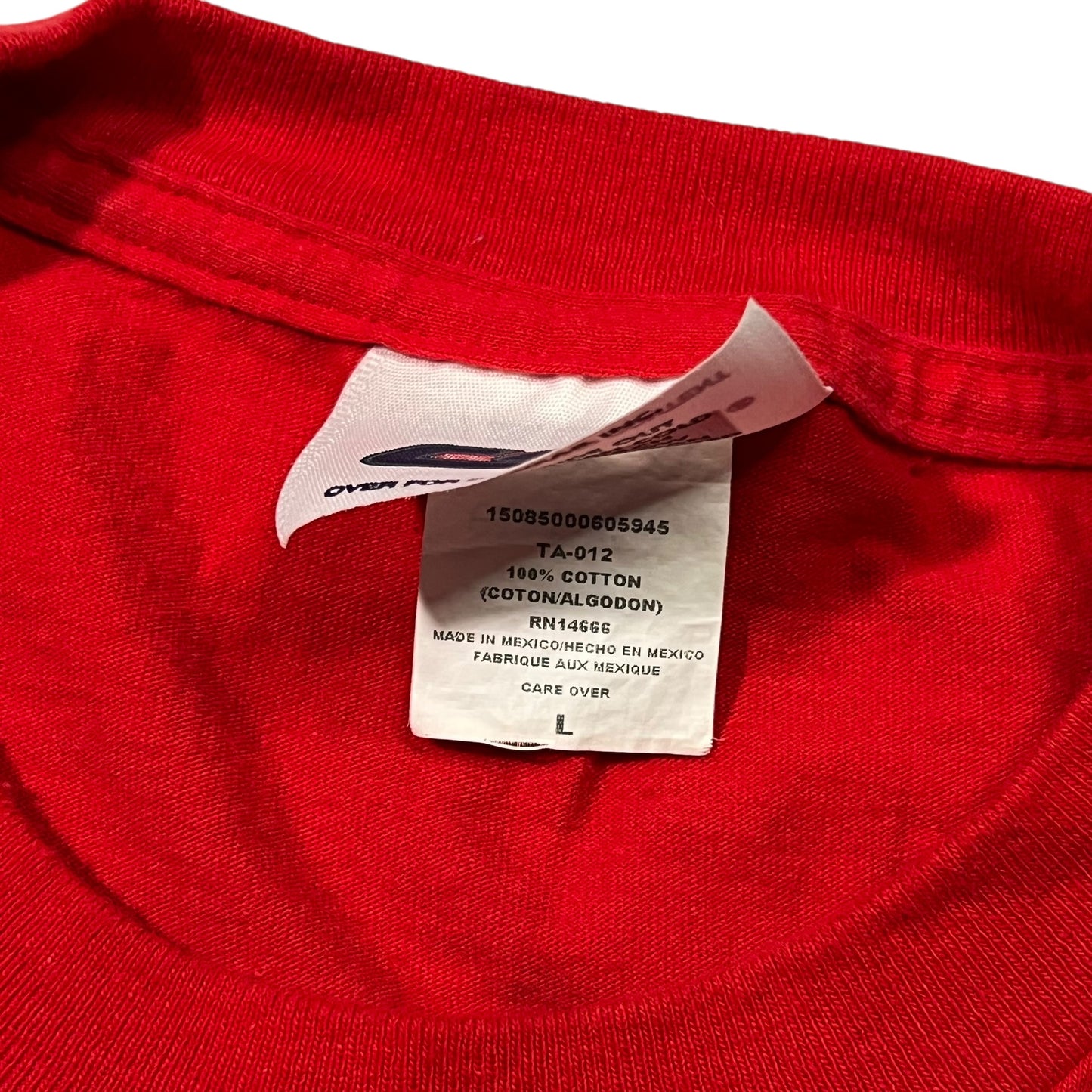 Vintage 90s CSA Philadelphia Phillies embroidered red tee (L)