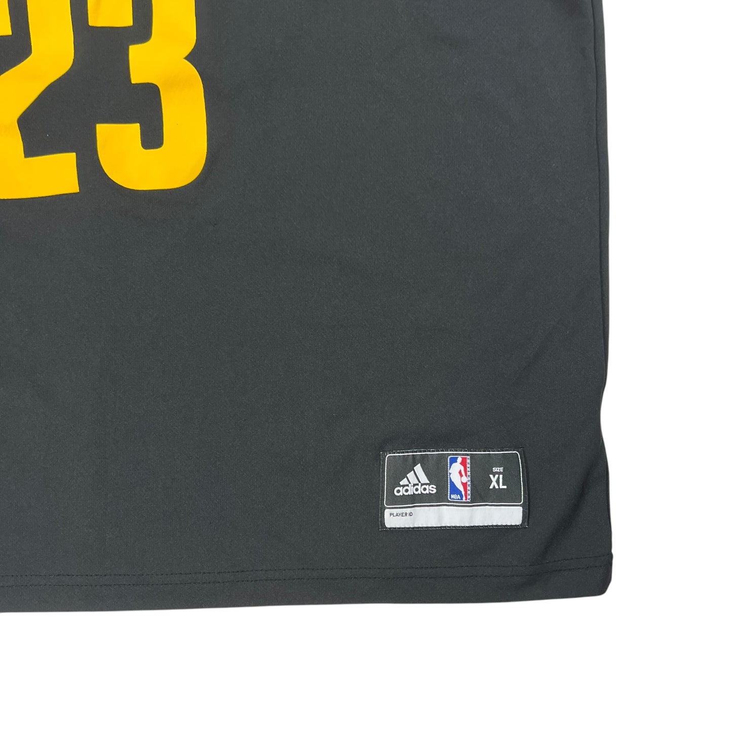 2014 Adidas Cleveland Cavaliers alternate LeBron James jersey (XL)